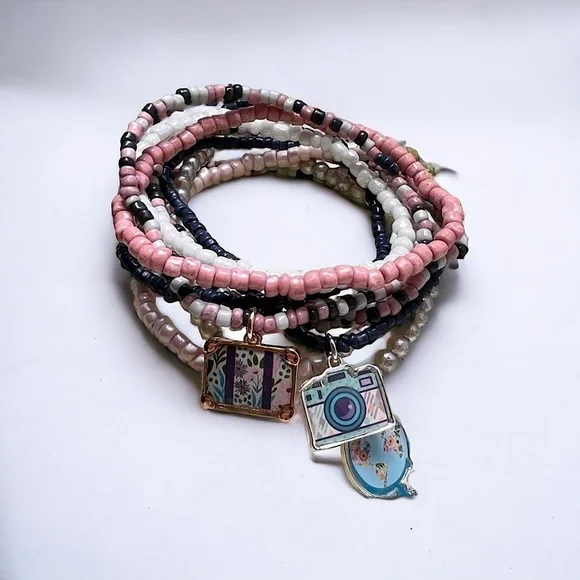 Beaded stretchy charm bracelets travel vacation themed pink blue white floral - Picture 7 of 7